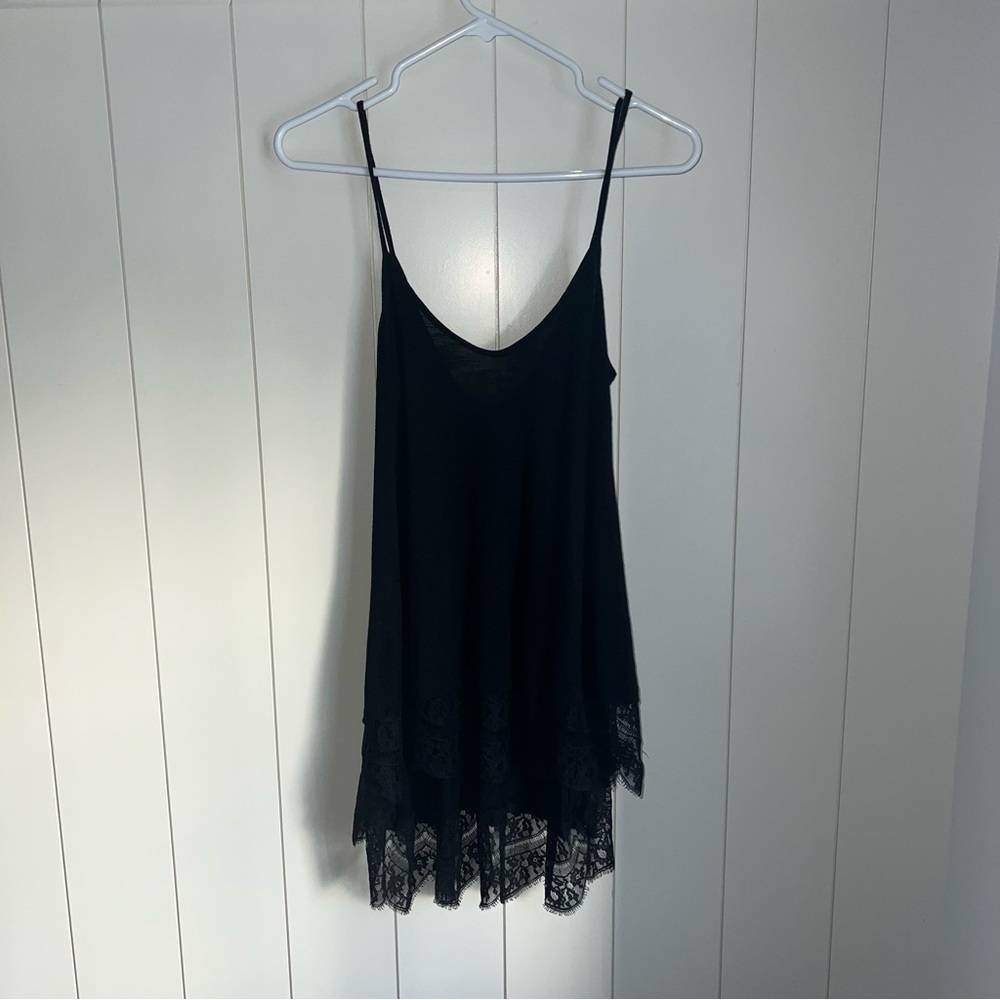 Emma & Sam for LF lace trim cami swing tunic tank